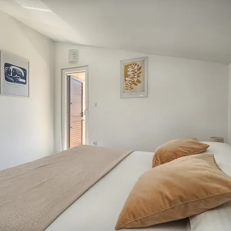 Azur - Comfort, Beachfront, Pool Willa Zaglavice