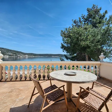 Azur - Comfort, Beachfront, Pool Willa *