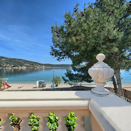 Azur - Comfort, Beachfront, Pool Willa Zaglavice